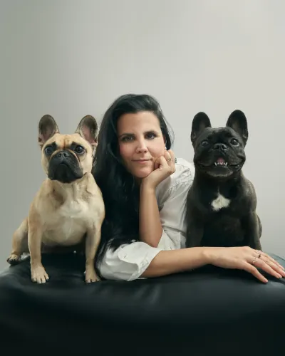 Alice & Miss Dog America