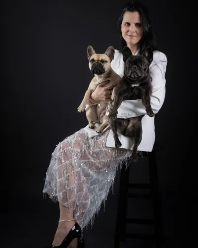 Alice & Miss Dog America